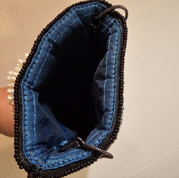 Mary Frances Ice Skate Beaded Phone Crossbody Bag - Picture 5 of 8